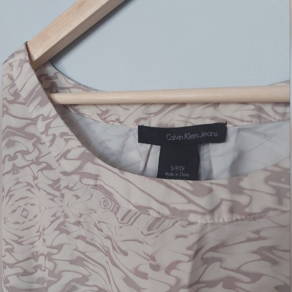 Calvin Klein Tunic - Picture 2 of 3